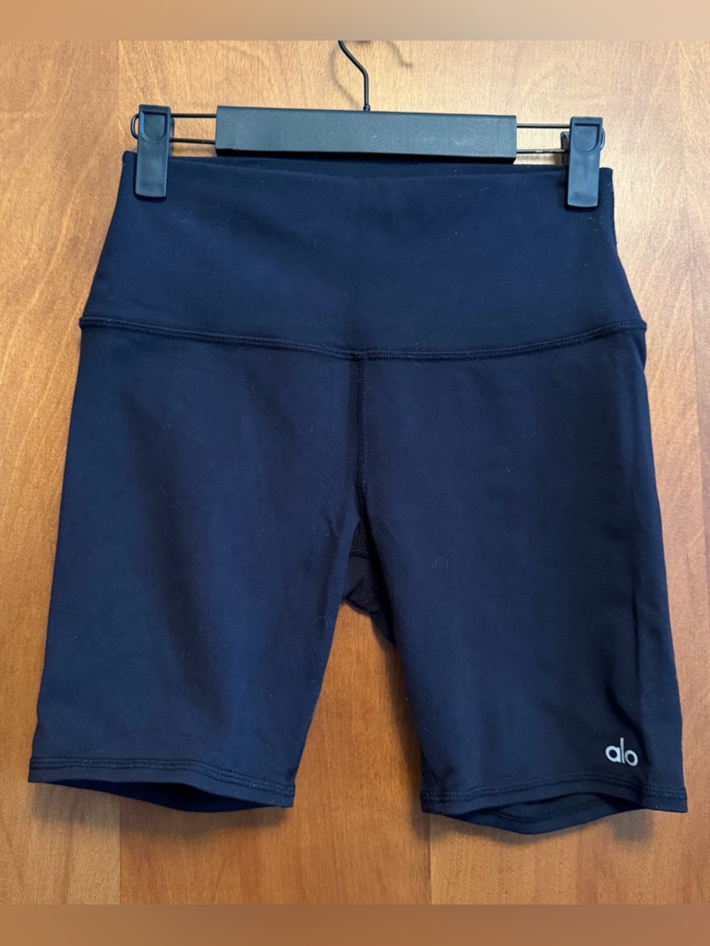 Alo Yoga Black Shorts Small